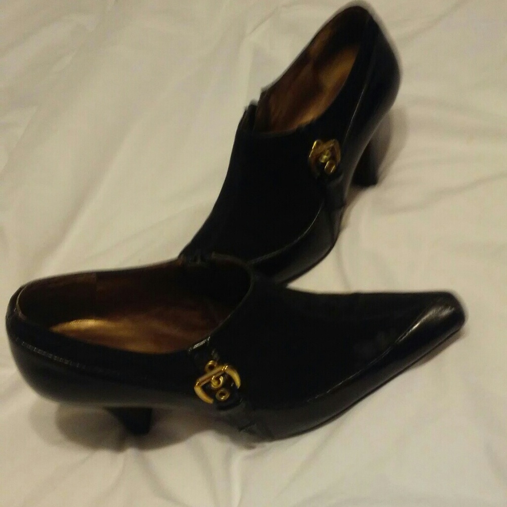 Black boots